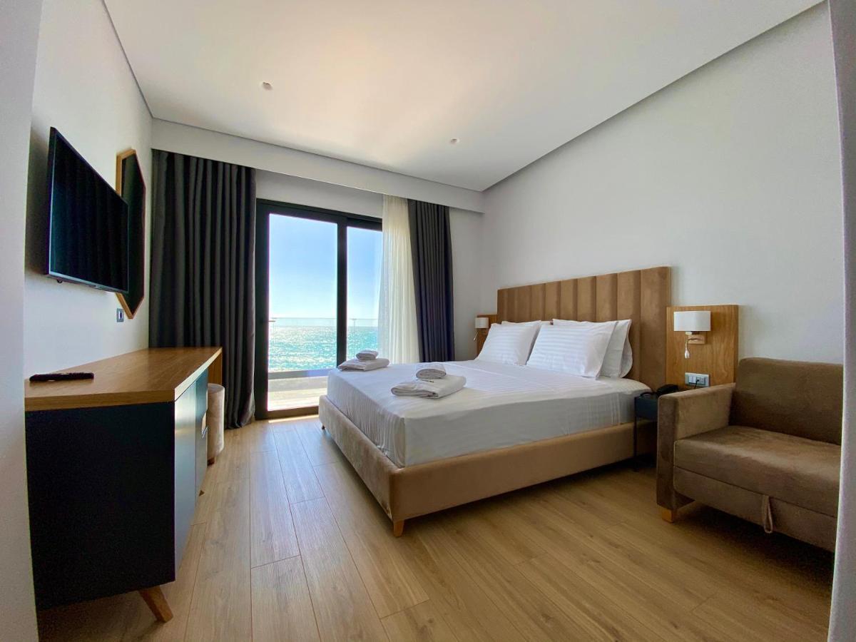 El Primero Hotel Sarandë 外观 照片