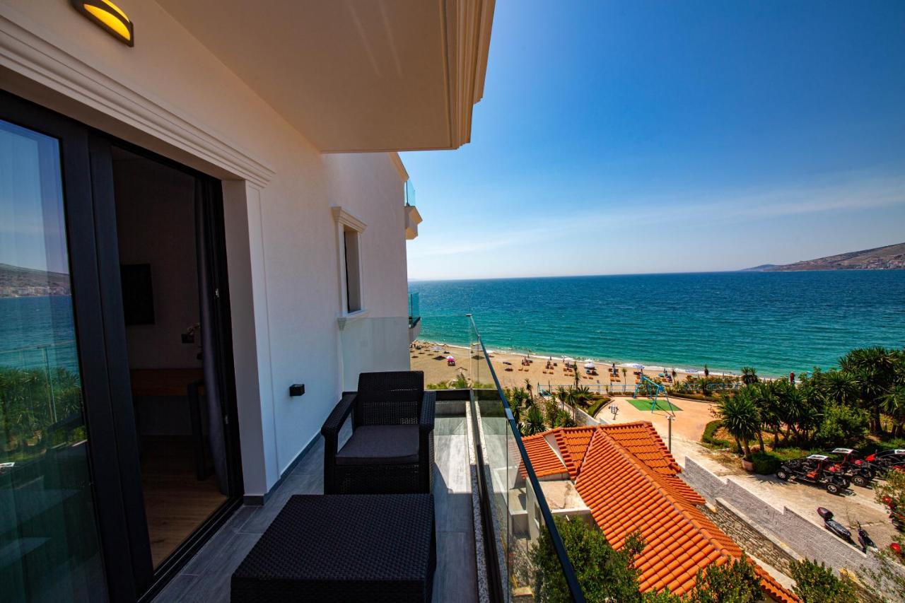 El Primero Hotel Sarandë 外观 照片