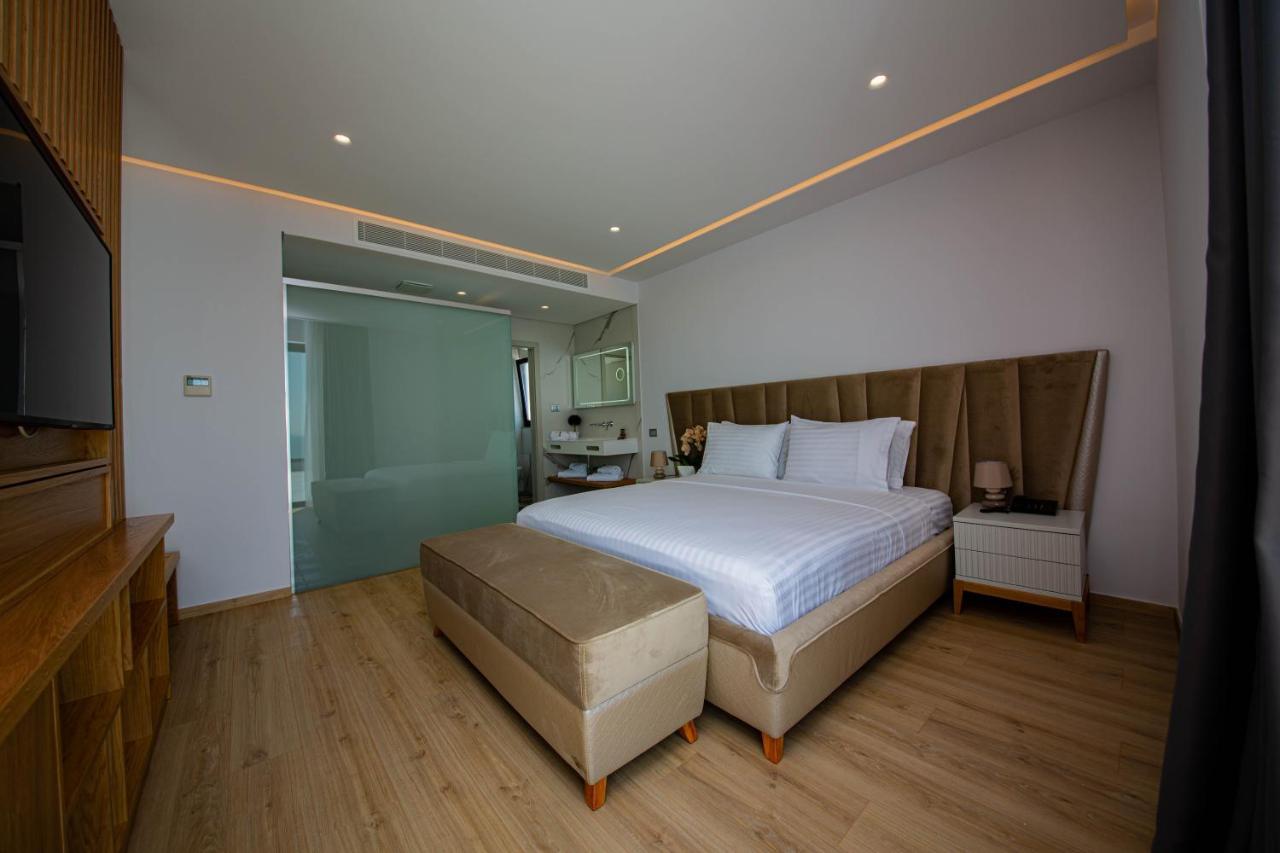 El Primero Hotel Sarandë 外观 照片