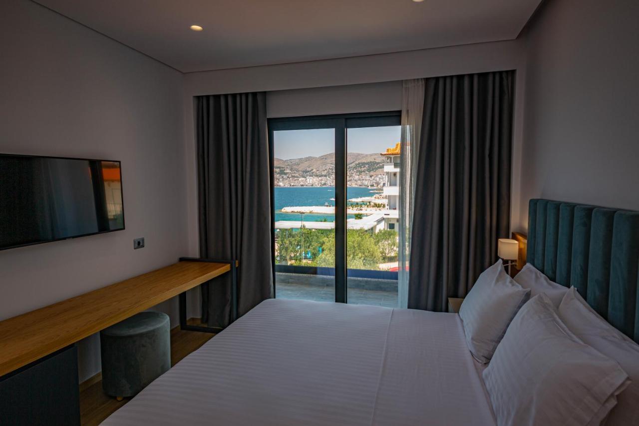 El Primero Hotel Sarandë 外观 照片