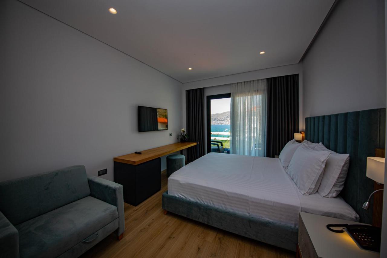 El Primero Hotel Sarandë 外观 照片