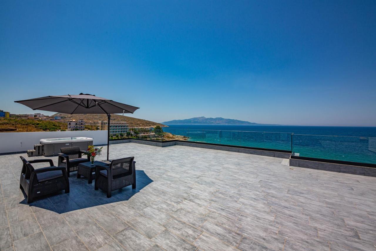 El Primero Hotel Sarandë 外观 照片
