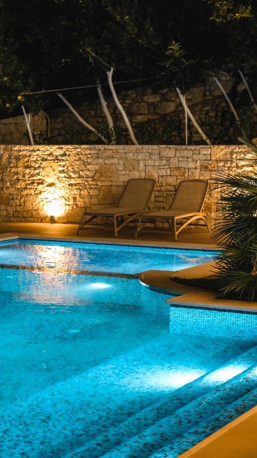 El Primero Hotel Sarandë 外观 照片
